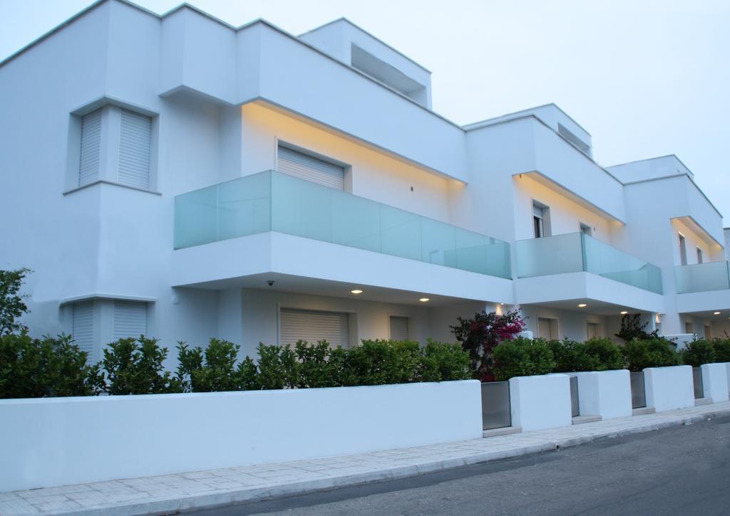 Iria Residence Torre dell'Orso Exterior foto